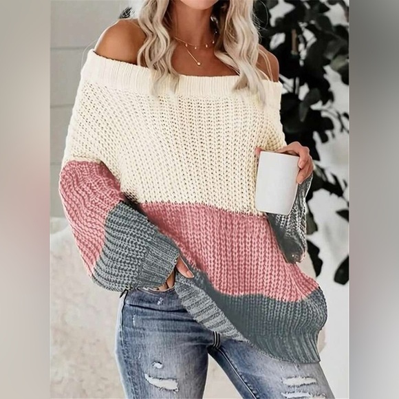 Off-Shoulder Color Block Sweater - Picture 4 of 6